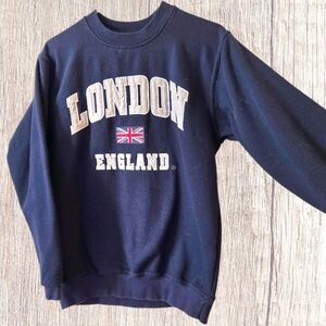 Navy blue London England crewneck sweatshirt activewear Size M